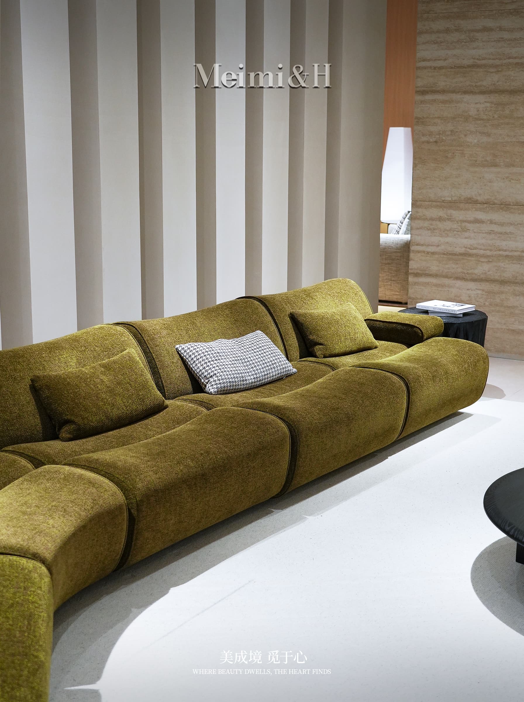 Bamboo Sofa detail 4